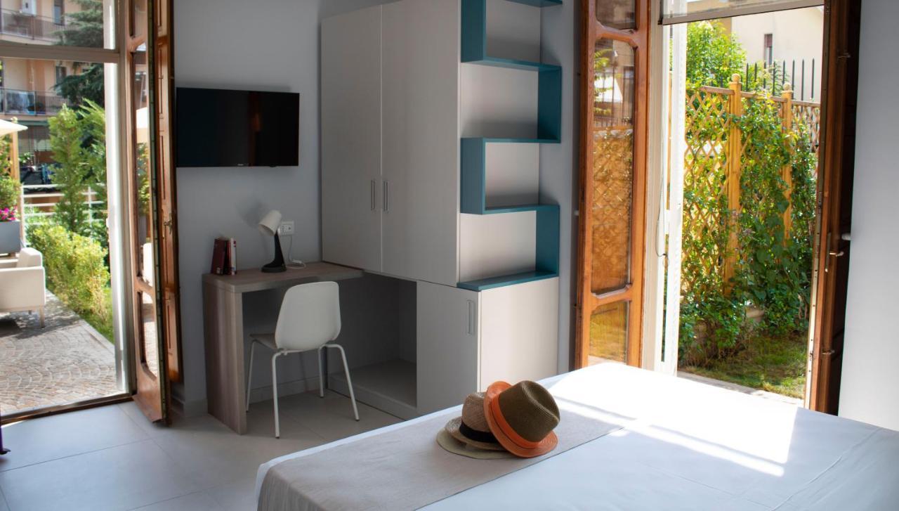 Relais Villa Montedonzelli Наполи Екстериор снимка